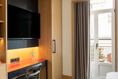 Arts Hotel Porto, Tapestry Collection by Hilton, Valongo