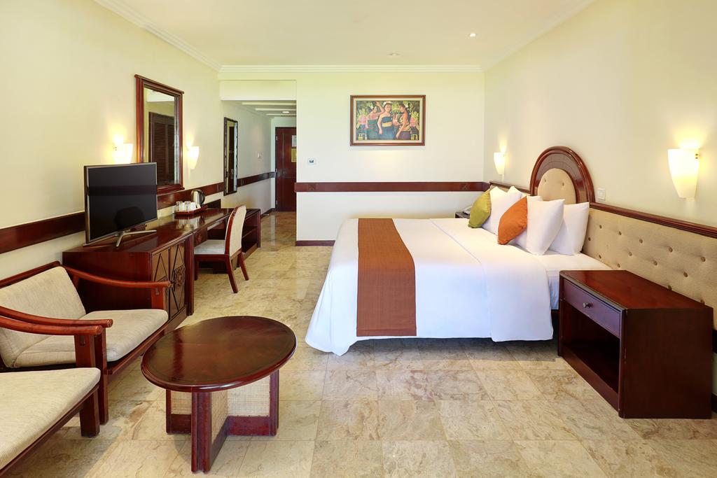 Discovery Kartika Plaza Hotel - Tap to explore photos