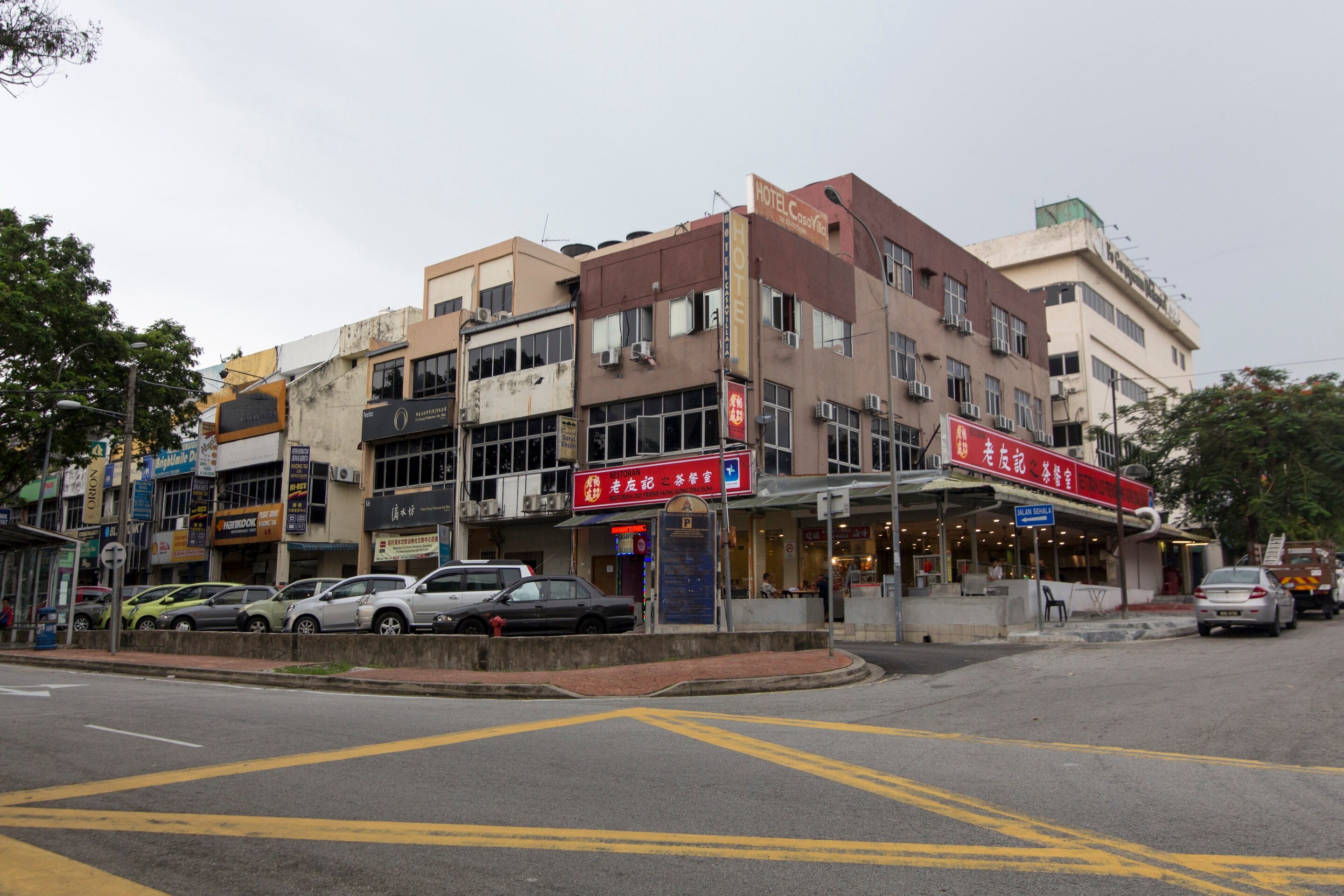 Oyo Casavilla Travellers Lodge Standard Petaling Jaya Price Address Reviews