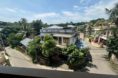 Full Moon 1 BHK Apartment |5 mins to CUSAT kalamassery, Cochin