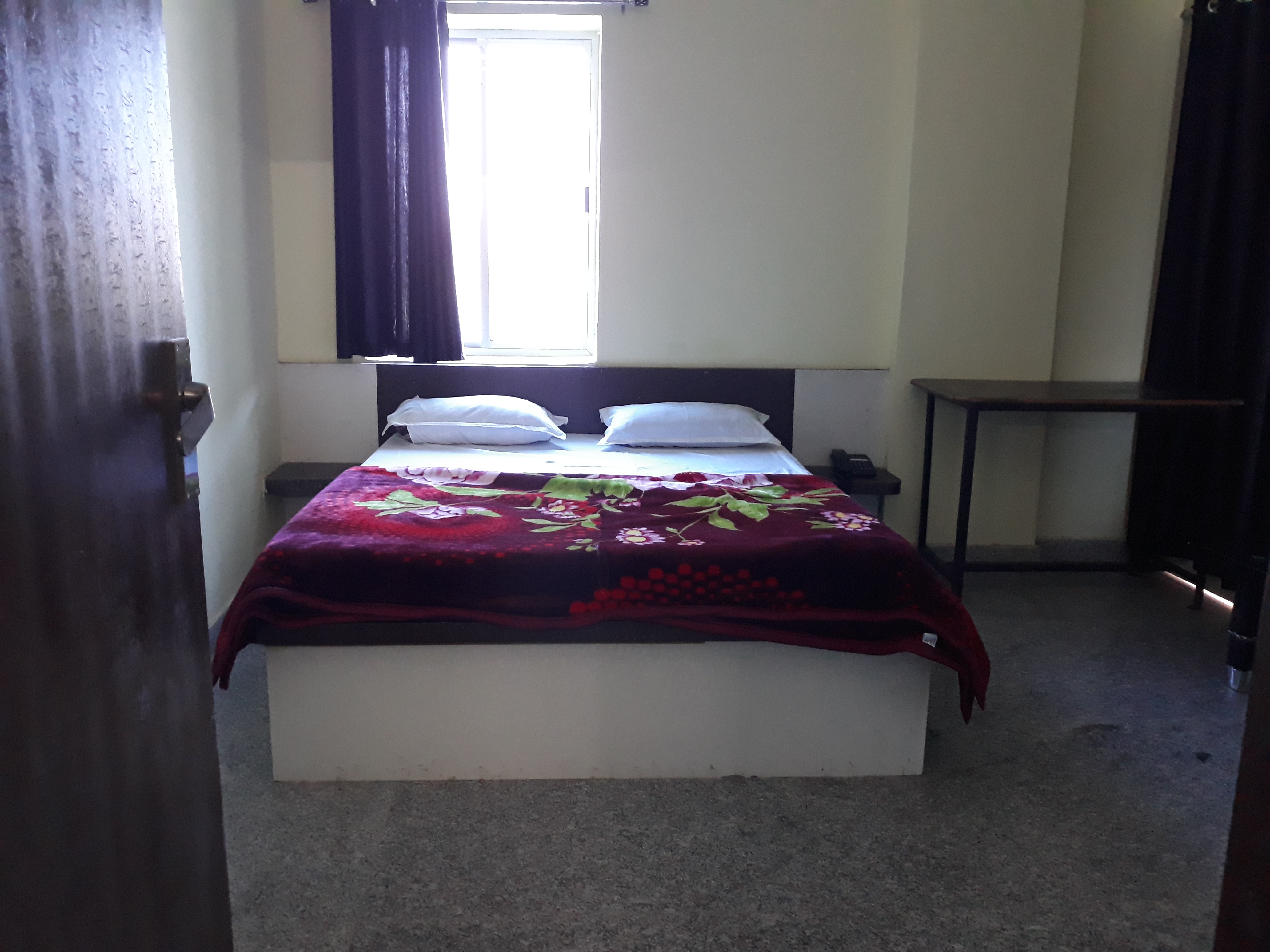 Hotel Chandrika palace - Tap to explore photos