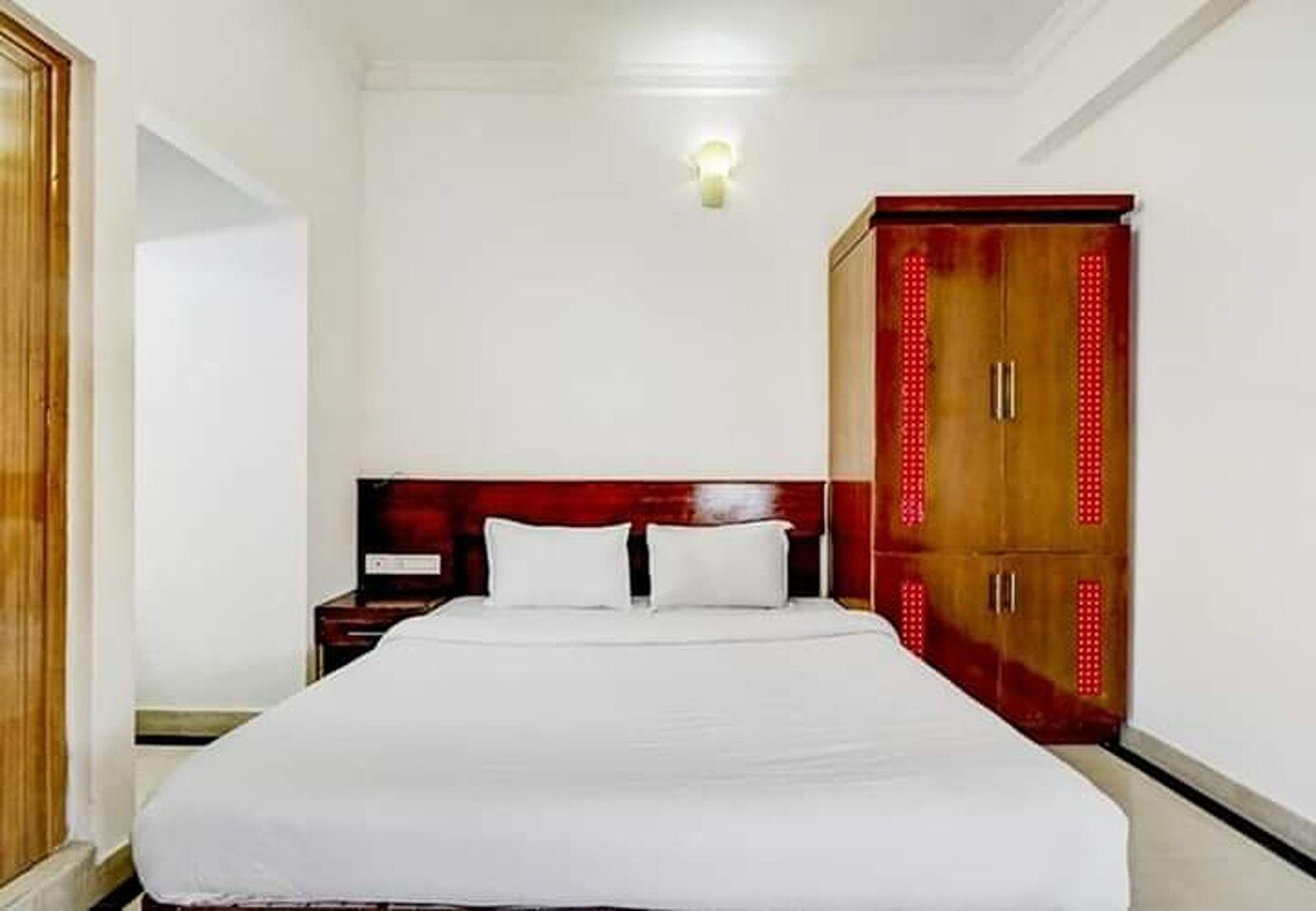 Royal Club Holidays Homestay - Tap to explore photos