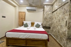 Sky Mountains Guest House, Visakhapatnam