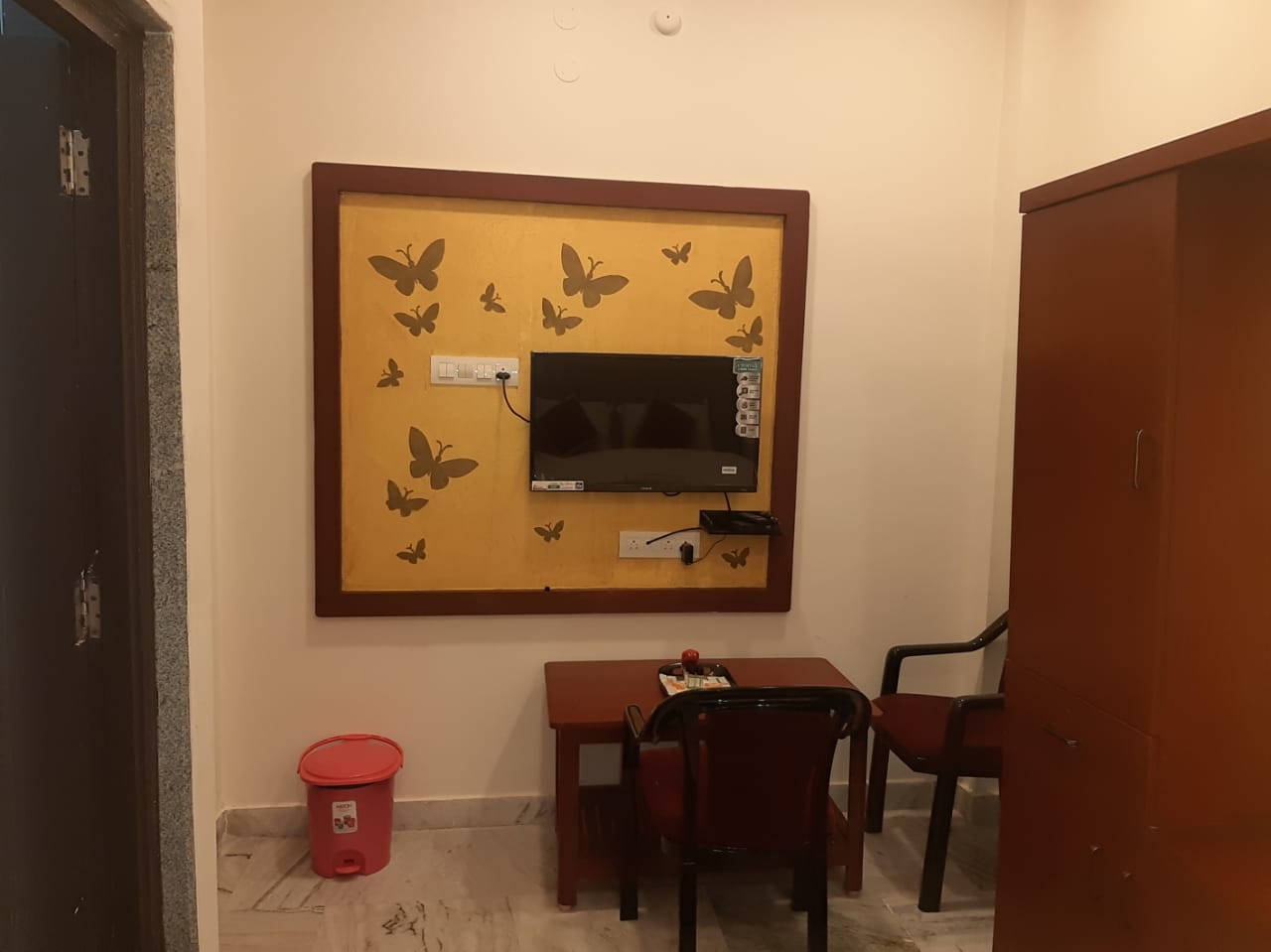 HOTEL SRI SAI RESIDENCY - Tap to explore photos