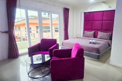 TITANIC RESIDENCE - 7 Minutes walk from Beach, Pattaya