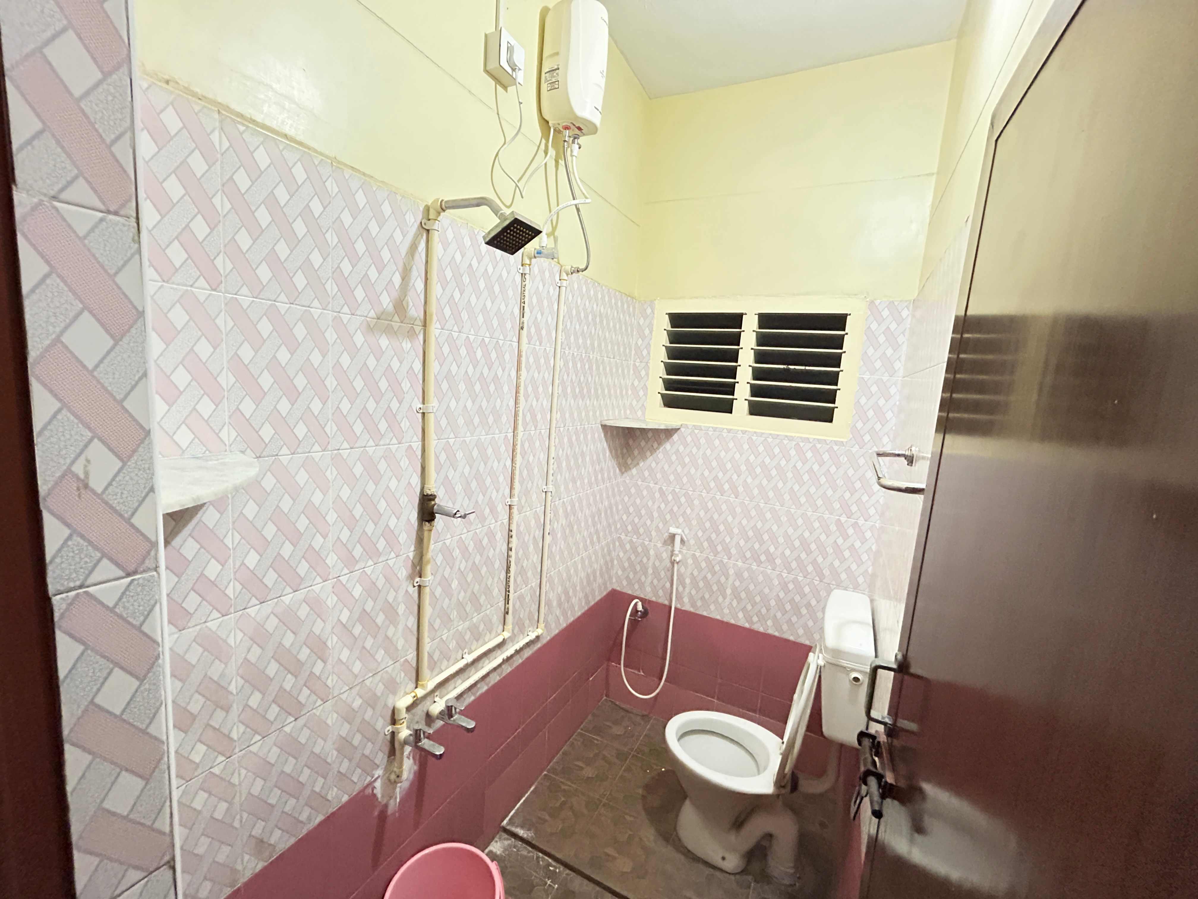 HOTEL THE KAYA RESIDENCY THANJAVUR - Tap to explore photos