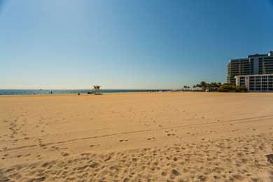 Best Western Plus Oceanside Inn - Tap to explore photos