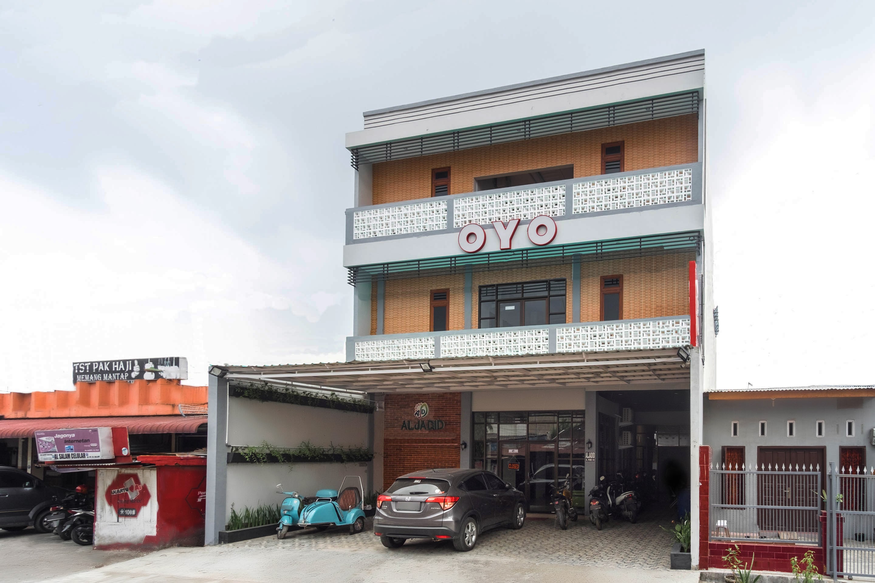 OYO 456 Aljadid Guest House Syariah - Tap to explore photos