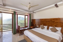 Hotel forest view and restaurant @ 15mins drive from Kempty fall, Mussoorie