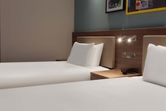 Hampton by Hilton Edinburgh Airport, Falkirk