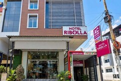 Collection O Bapat Square Formerly Riboila, Indore