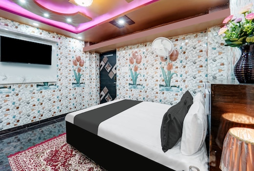 Hotel O Ram Darbar Banquet & Hotel