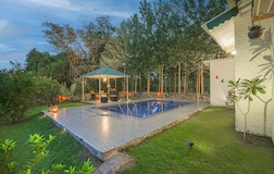 Swimming Pool 2