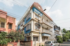 Aryan Guest House - A Value Living, Kolkata