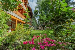 Hotel Negis May Flower, Manali