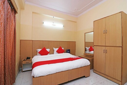 Hotel O Yash Residency