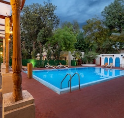 Swimming Pool 1