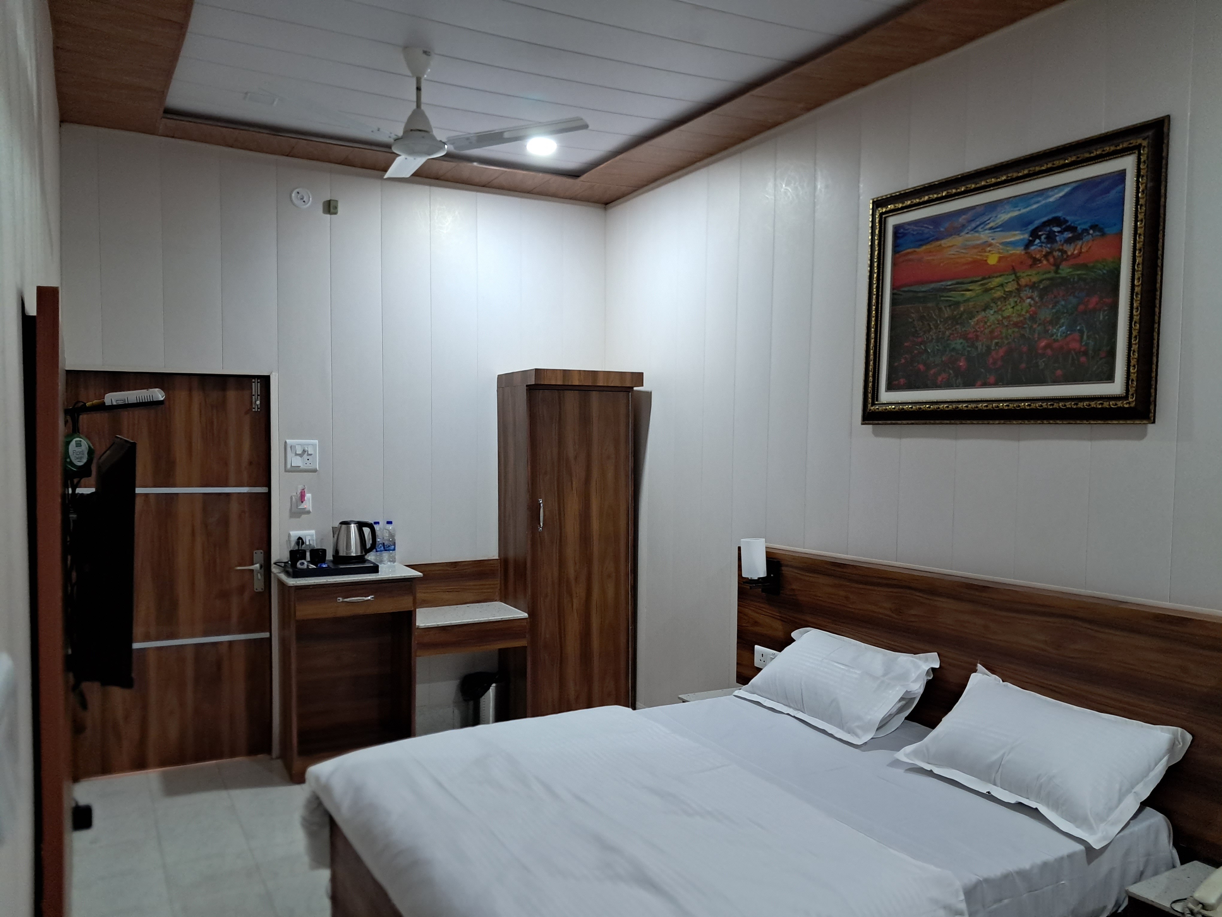 PARAM INN - Tap to explore photos