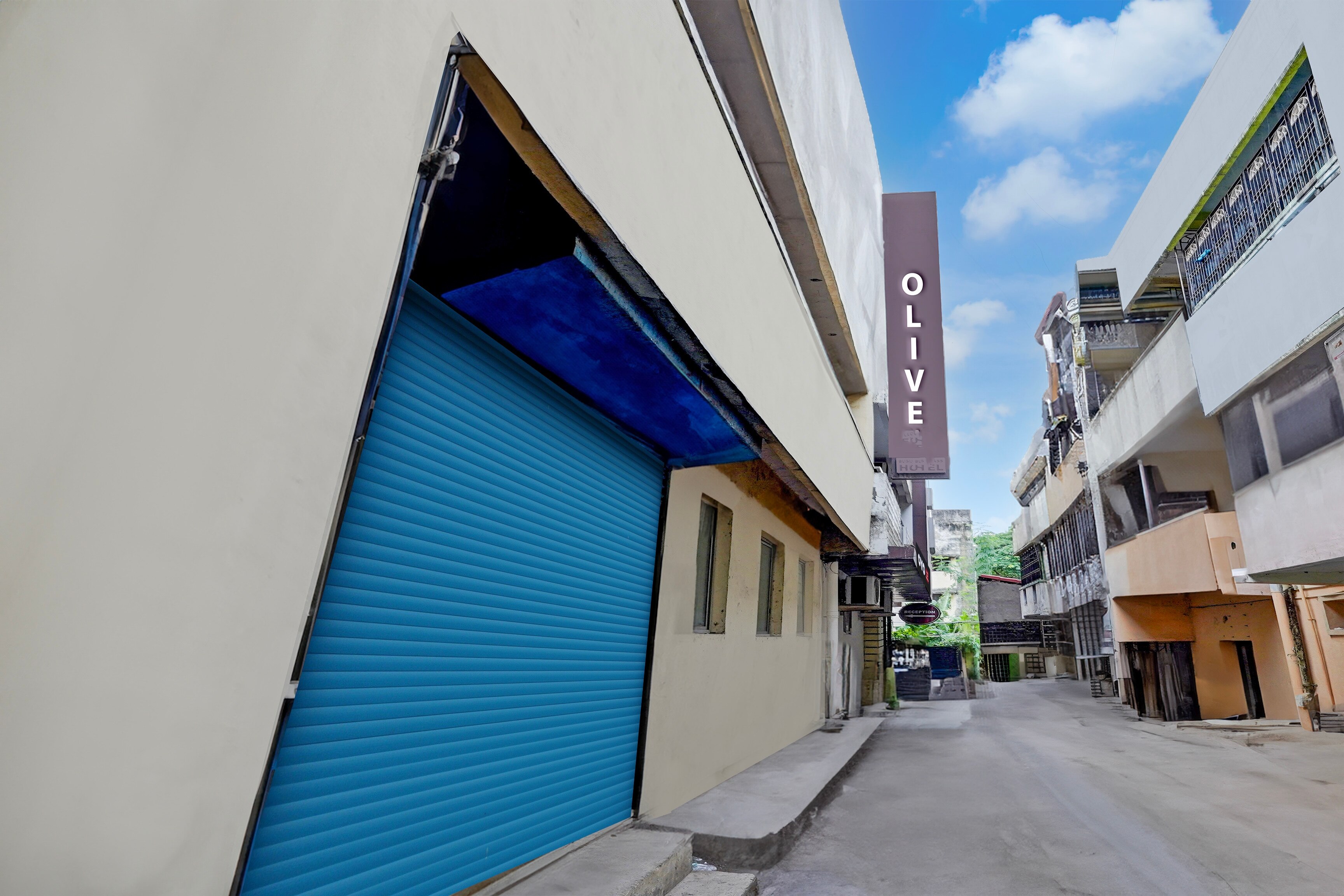 Hotel O Queen shell residency Vadapalani - Tap to explore photos