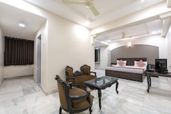 Hotel Pride, Mumbai