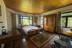 Mountain Tea Garden Villa with fireplace n BBQ, Mirik