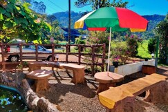 Wild Mist | Rooms in a Homestay, Munnar