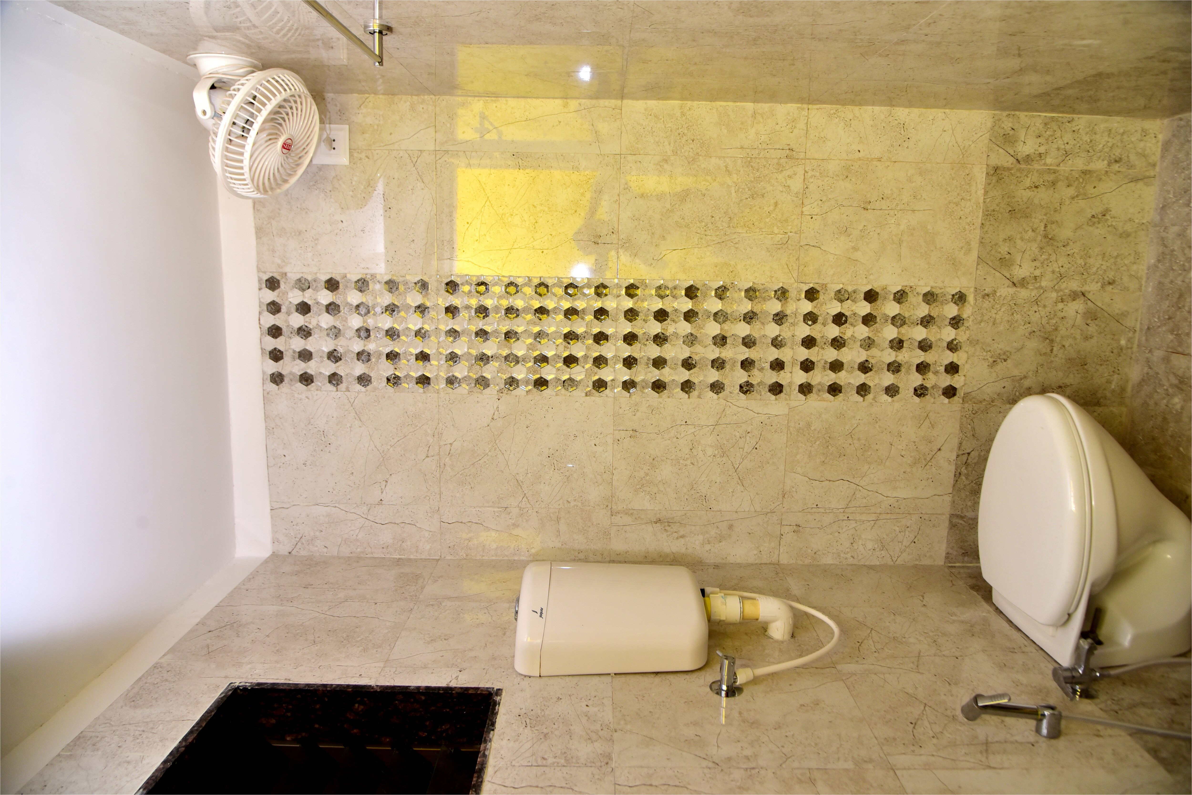 Shivbhavani Homestay - Tap to explore photos