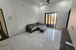 TIRUPATI INN, Varanasi