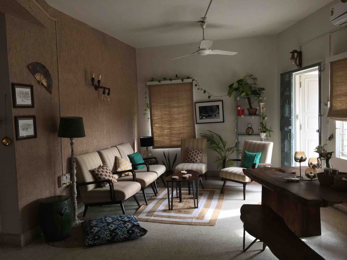 Flow Homestay - Tap to explore photos