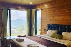 Lotus Farms Resort (Pure Veg), Wai