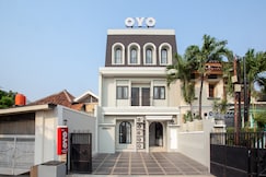 Collection O Pondok Indah Near Gandaria City Formerly Lamaison Residence, Jakarta