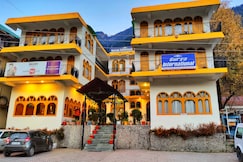 Surya International, Manali