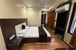 Hotel Divya International, Thane