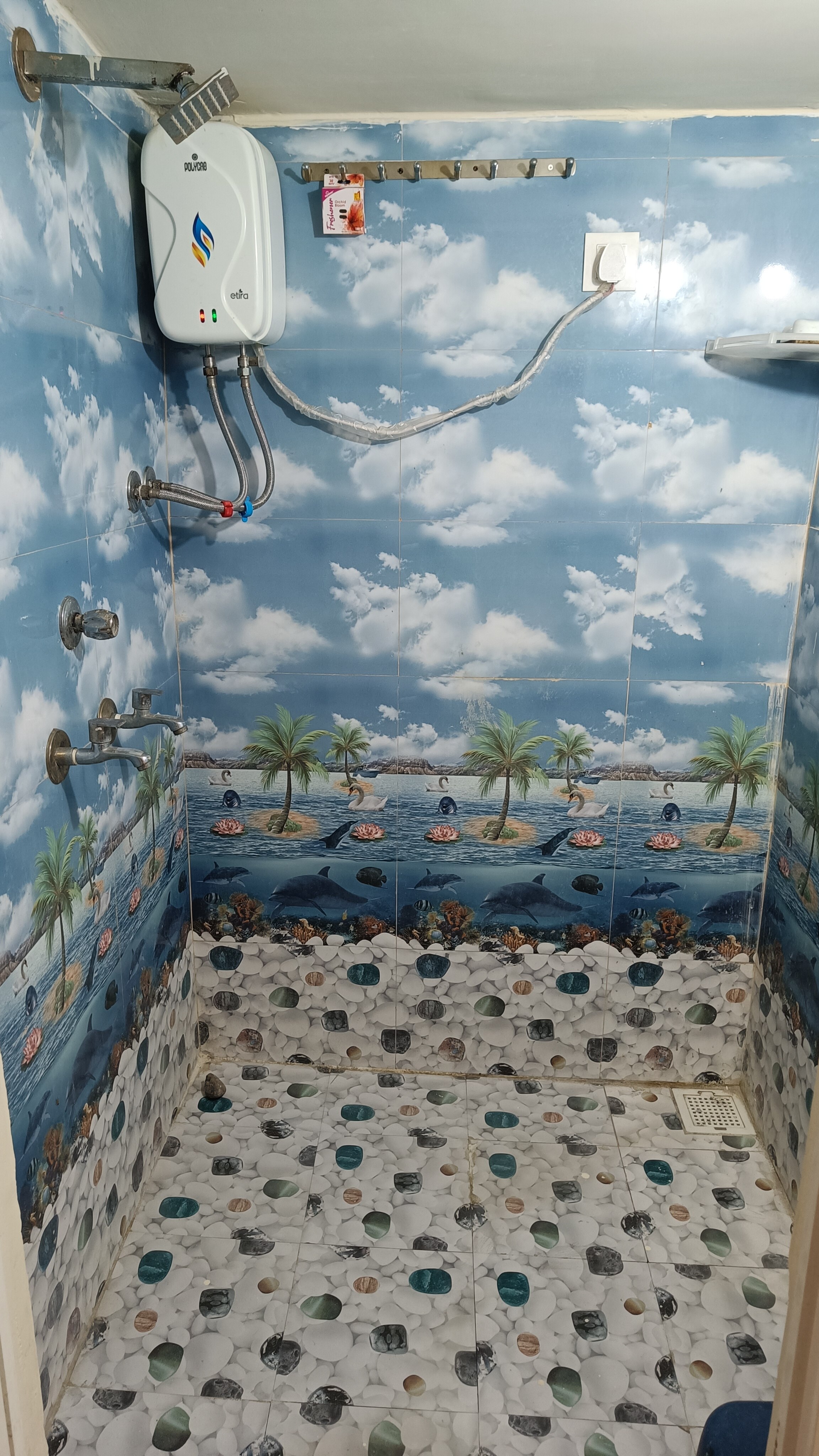 Shri Maa Kripa Guest House - Tap to explore photos