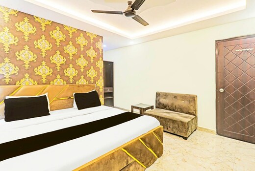 Townhouse Varanasi Cantonment Formerly Ayushman Inn