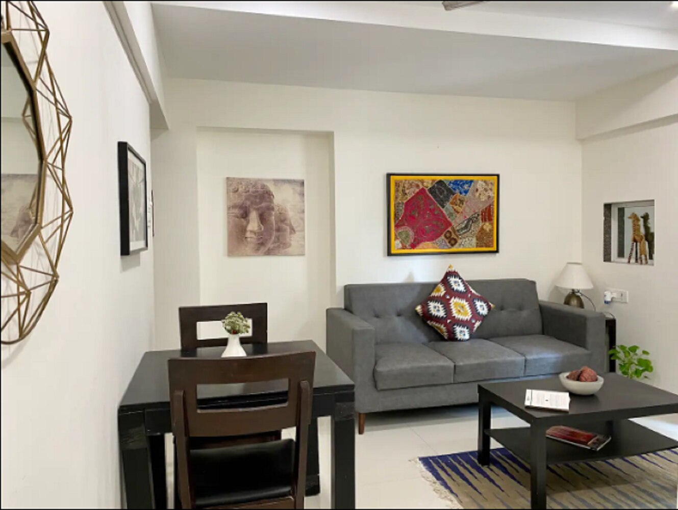1 BHK modern flat in high rise in Bandra West-7 - Tap to explore photos