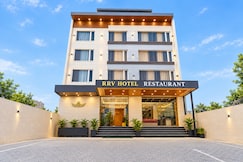 Hotel RRV Premier, Amritsar