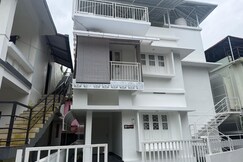 Living Club Thoba's Villa, Cochin