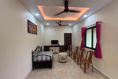 Avani Hillside 3BHK with Pool By Junglos, Alibaug