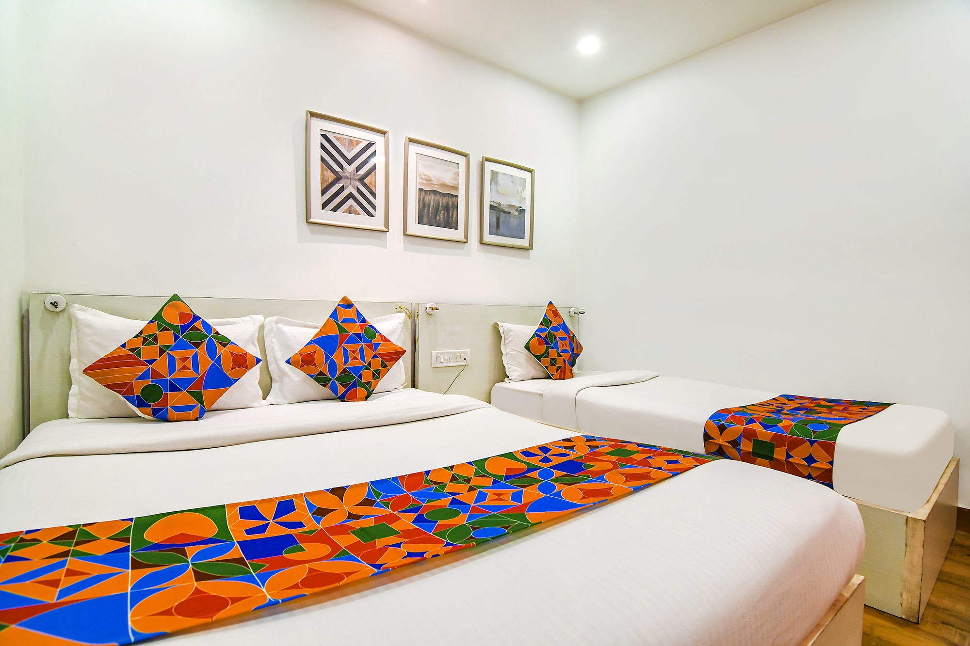 FabHotel Globe Express - Nr. Ruby Hospital - Tap to explore photos