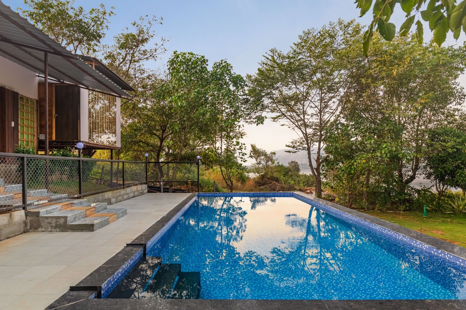 Pinewood 6BHK, Pawna - Tap to explore photos