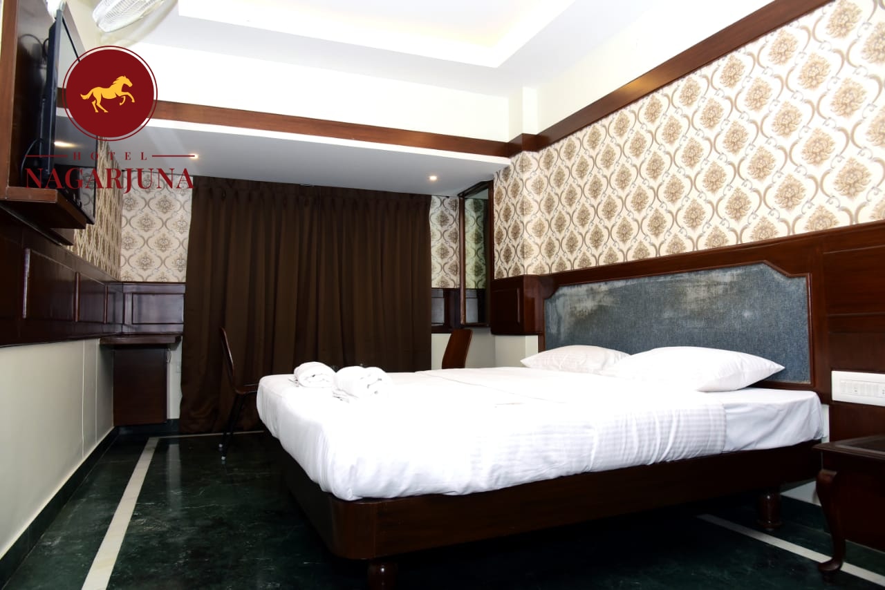 Hotel Nagarjuna - Tap to explore photos