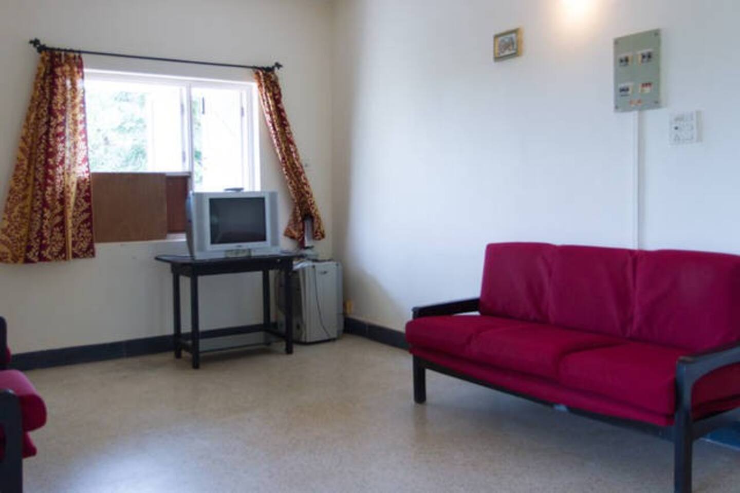 One BHK terrace Flat on 2nd Floor in Candolim Goa - Tap to explore photos