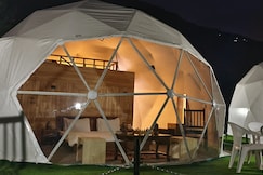 North Cliff by Stay Pattern - Riverside Sonmarg Rd, Sonmarg