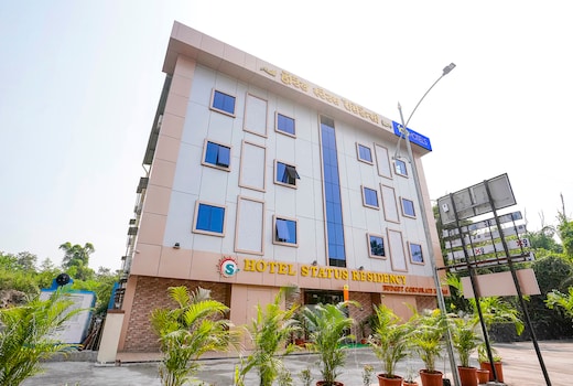 FabHotel Status Residency - Nr. Ghansoli Railway Station