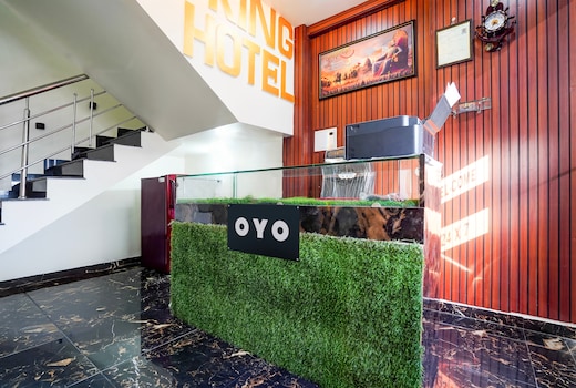 Hotel O Royal King