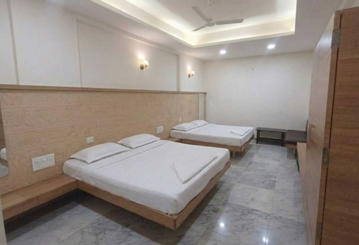 Hotel O Kolhapur Gate Formerly Tanwani Lodging 3