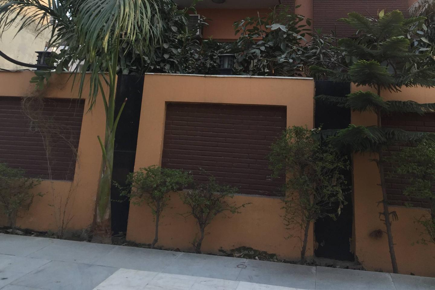 Manohar Guest House  - Tap to explore photos