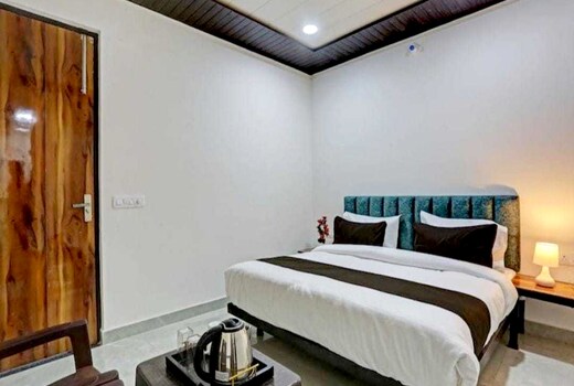 Hotel OThe  Signature Stay Guest House