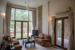 Hermitage Suites In KOREGAON PARK, Pune